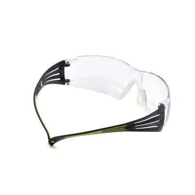 3M™ SecureFit™ Safety Glasses, Anti-Scratch / Anti-Fog, Clear Lens