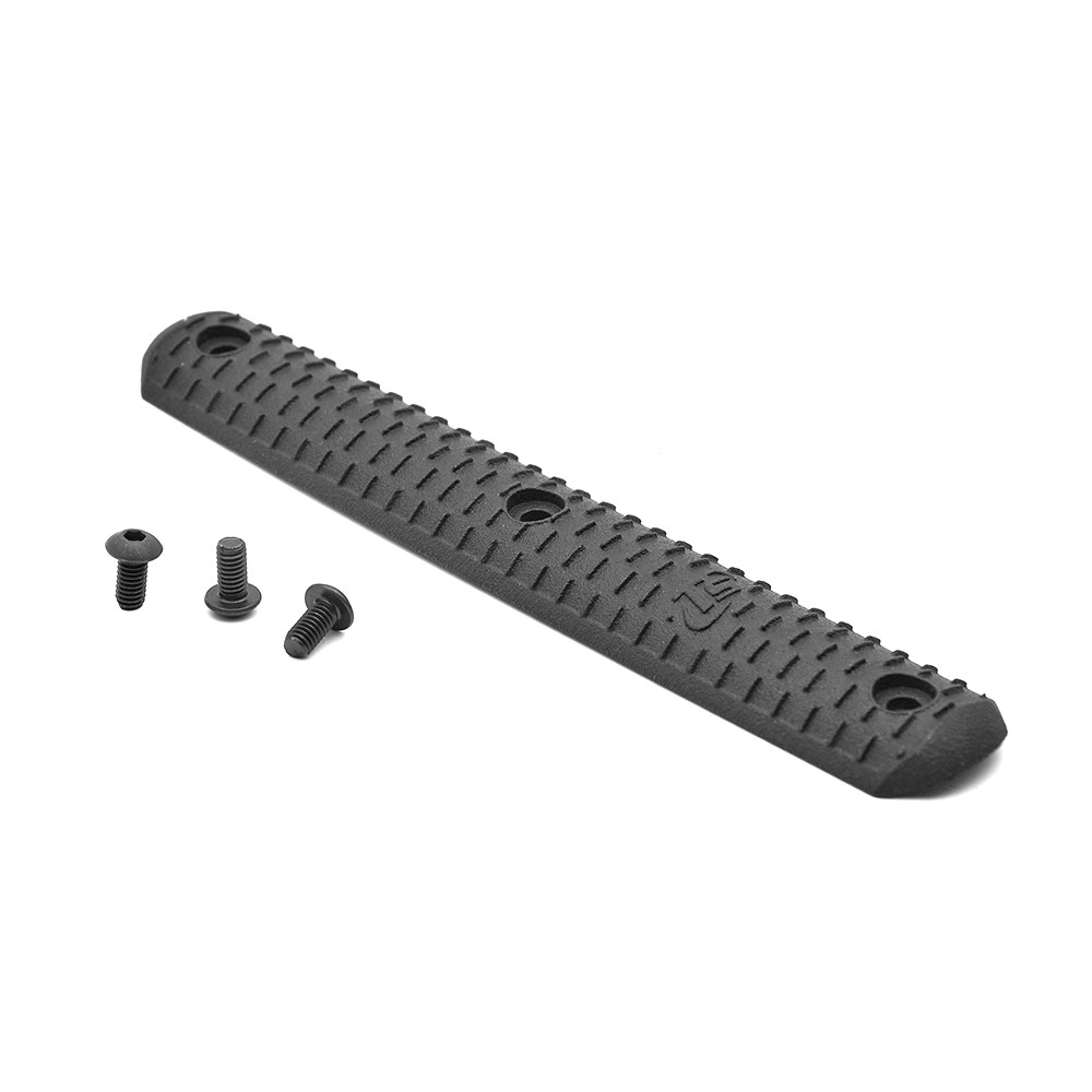 TONI SYSTEM PYGR3F15 3 Holes Grip for AR15